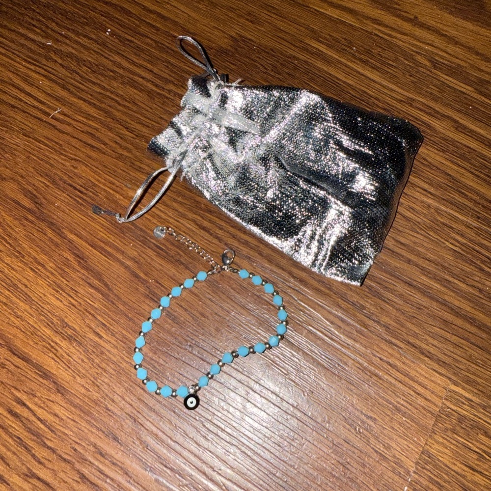 Turquoise Beaded Bracelet with Silver Pouch